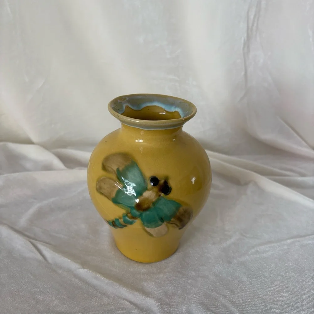 Vintage dragonfly vase